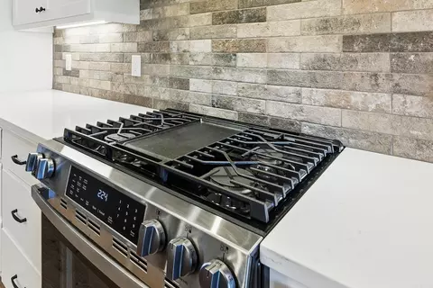 Kitchen - 75 Daly Dr, Cabot, AR 72023 photo 3 of 7