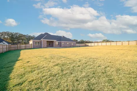 Exterior - 75 Daly Dr, Cabot, AR 72023 photo 6 of 7