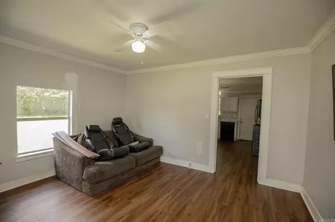 320 S Border, Benton, AR 72015 photo 4