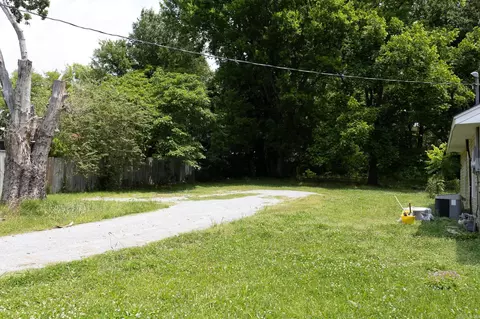 320 S Border, Benton, AR 72015 photo 13