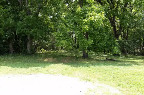 Exterior - 320 S Border, Benton, AR 72015 photo 4 of 4