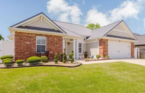 Exterior - 605 Surrey Ln, Benton, AR 72015 photo 8 of 9