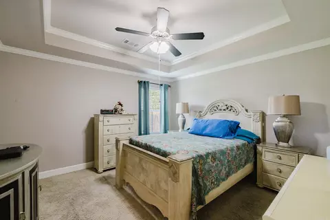 Bedroom - 605 Surrey Ln, Benton, AR 72015 photo 1 of 5