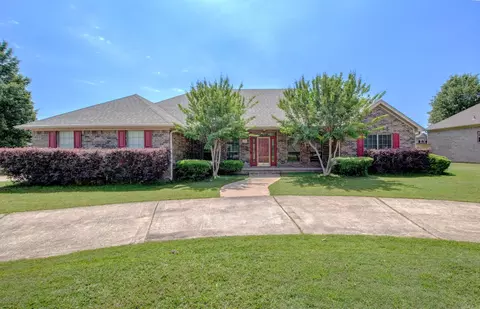 1705 N Lincoln, Cabot, AR 72023