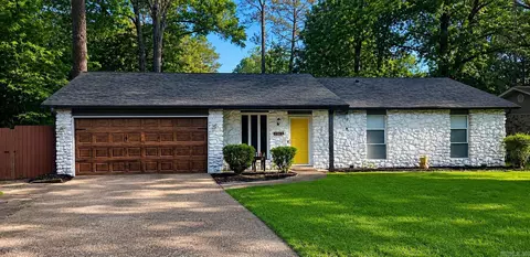 7811 Pat Ln, Mabelvale, AR 72103