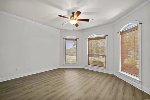 Living - 409 Cobblestone Dr, Cabot, AR 72023 photo 5 of 5