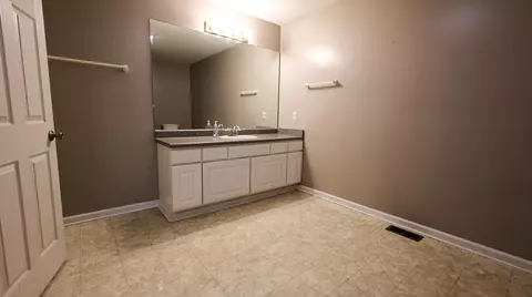 Bath - 137 Sharp St, Melbourne, AR 72556 photo 3 of 3