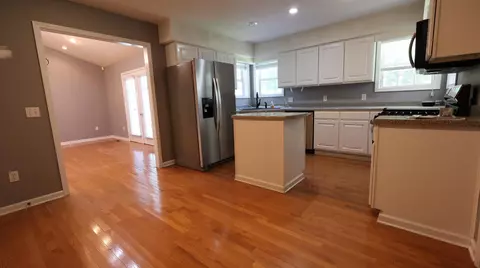 Entry Way - 137 Sharp St, Melbourne, AR 72556 photo 1 of 1