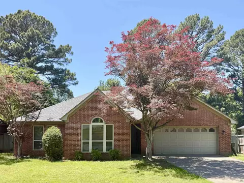 1825 Drury Ln, Conway, AR 72034
