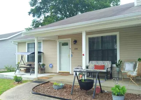 108 Dales Dr, Jacksonville, AR 72076