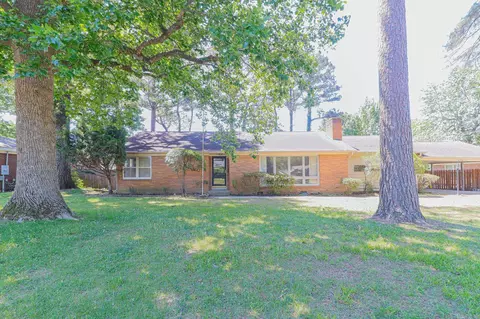 629 Melody Ln, Jonesboro, AR 72401