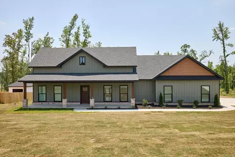 10581 W Miller Sardis Rd, Bauxite, AR 72011