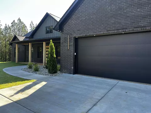 6158 Mountain Pass Dr, Benton, AR 72019