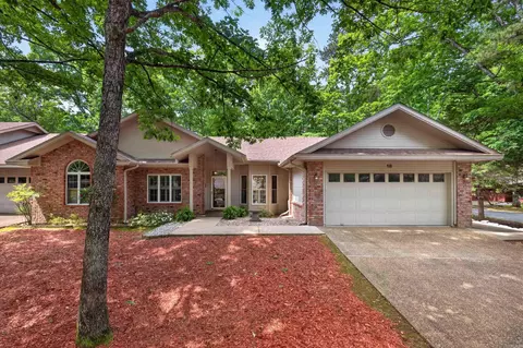 18 Emanuel Dr, Hot Springs Village, AR 71909