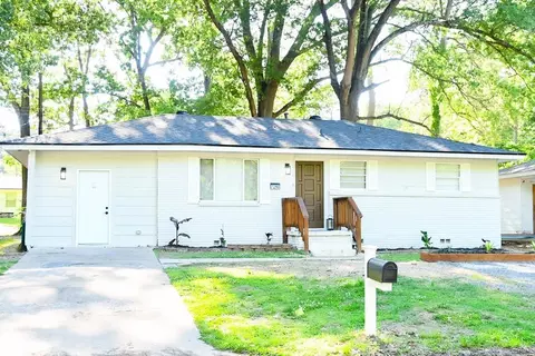 7210 W Wakefield Dr, Little Rock, AR 72209