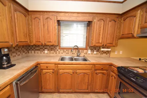 Kitchen - 17129 S Alexander Rd, Alexander, AR 72002 photo 2 of 3