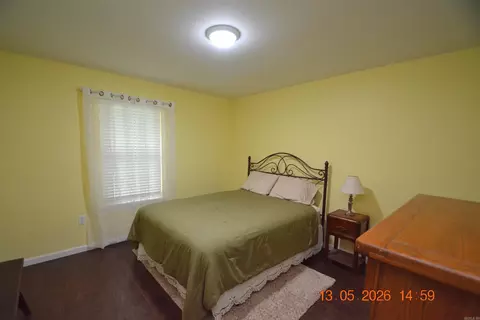 Bedroom - 17129 S Alexander Rd, Alexander, AR 72002 photo 3 of 6