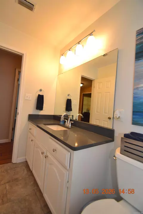 Bath - 17129 S Alexander Rd, Alexander, AR 72002 photo 6 of 6