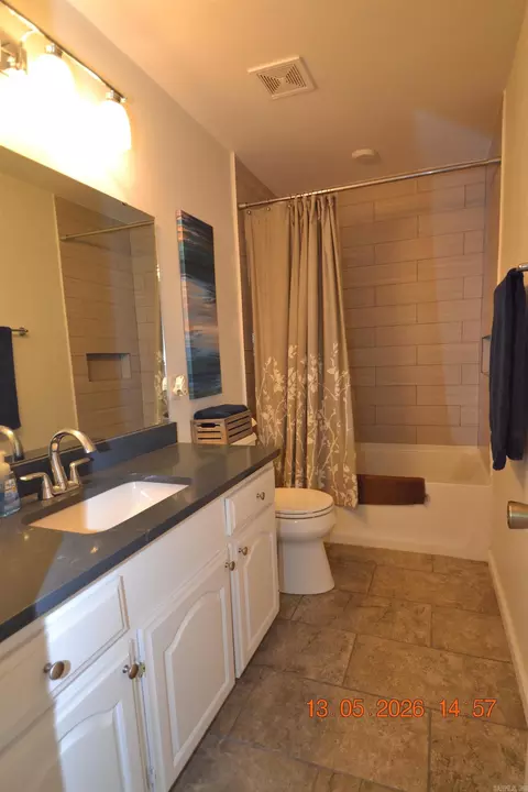 Bath - 17129 S Alexander Rd, Alexander, AR 72002 photo 4 of 6
