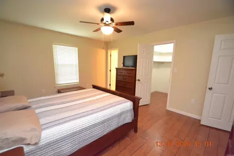 Bedroom - 17129 S Alexander Rd, Alexander, AR 72002 photo 2 of 6