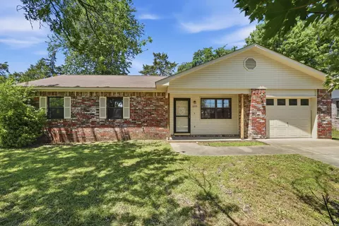 1309 N Oswego Ave, Russellville, AR 72801