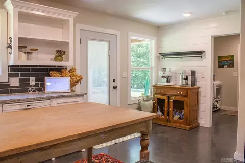 Kitchen - 131 Polk Road 295, Hatfield, AR 71945 photo 4 of 7