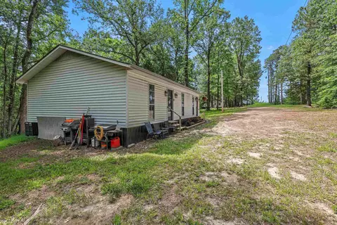 Exterior - 136 Barentine Rd, Amity, AR 71921 photo 4 of 7