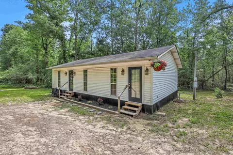 Exterior - 136 Barentine Rd, Amity, AR 71921 photo 2 of 7