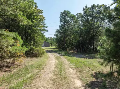 Exterior - 3024 Red Bench Rd, Paris, AR 72855 photo 8 of 16