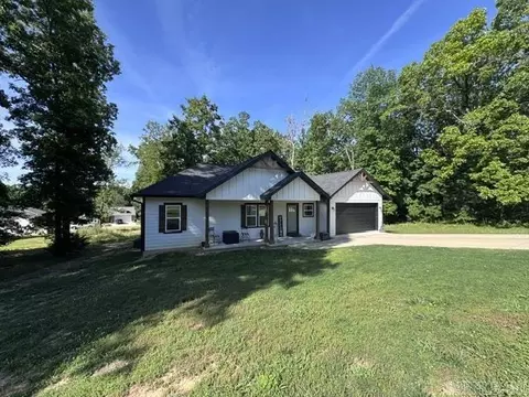 346 Sherman Dr, Gassville, AR 72635