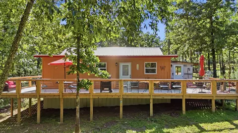 81 Madison Private Ln, Jacksonville, AR 72076