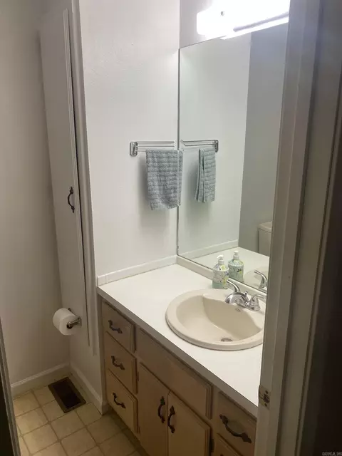 Bath - 8244 S Main St, Benton, AR 72015 photo 2 of 4