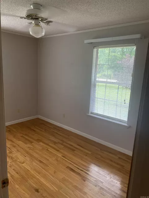 Bedroom - 8244 S Main St, Benton, AR 72015 photo 3 of 4