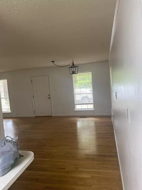 Living - 8244 S Main St, Benton, AR 72015 photo 1 of 2