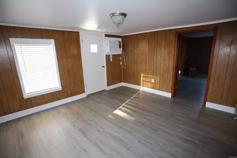 Living - 1702 W W Pne, Warren, AR 71671 photo 3 of 3