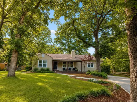 18506 Crystal Valley Rd, Little Rock, AR 72210