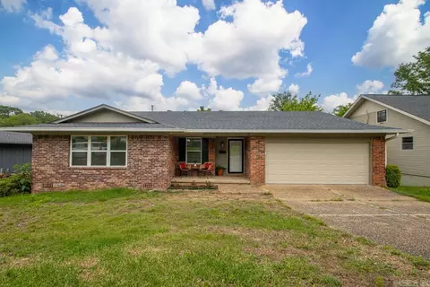 1809 Saratoga, North Little Rock, AR 72116