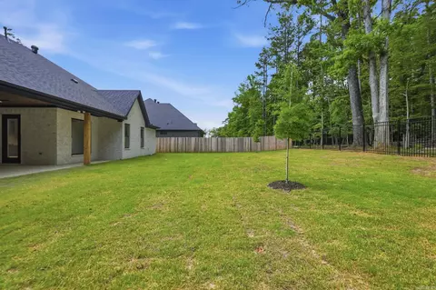 Exterior - 7130 Moon View Pl, Alexander, AR 72002 photo 4 of 9
