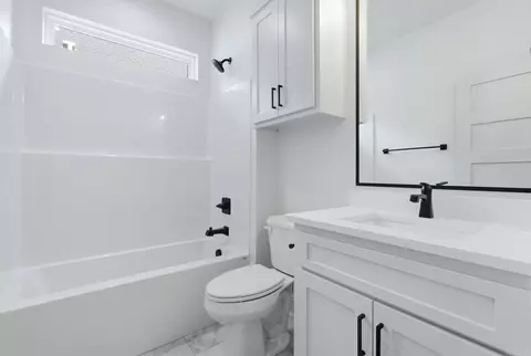 Bath - 7130 Moon View Pl, Alexander, AR 72002 photo 5 of 6