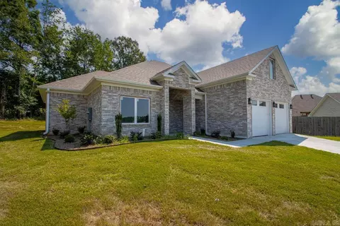 Exterior - 2116 Sable Oaks, Bryant, AR 72022 photo 3 of 7