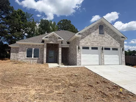 2116 Sable Oaks, Bryant, AR 72022