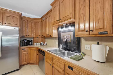 Kitchen - 30 Pinnacle Springs Rd, Greenbrier, AR 72058 photo 2 of 3