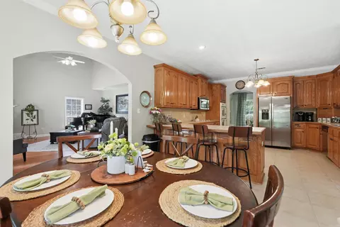Dining - 30 Pinnacle Springs Rd, Greenbrier, AR 72058 photo 3 of 3