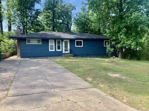 5 Roxbury Dr, Little Rock, AR 72209