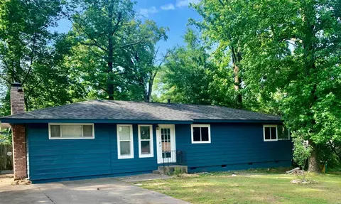 5 Roxbury Dr, Little Rock, AR 72209