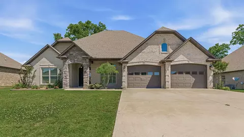 3803 Shadow Rdg, Paragould, AR 72450