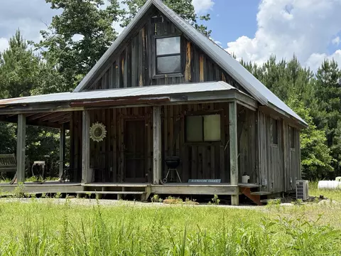 2061 Chapel Hill Rd, Melbourne, AR 72556