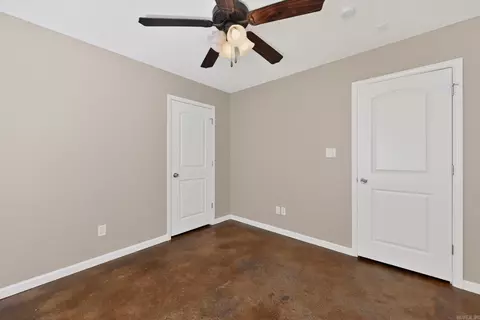 Bedroom - 1296 Ridge Rd, Benton, AR 72015 photo 7 of 12