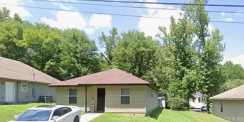 1296 Ridge Rd, Benton, AR 72015