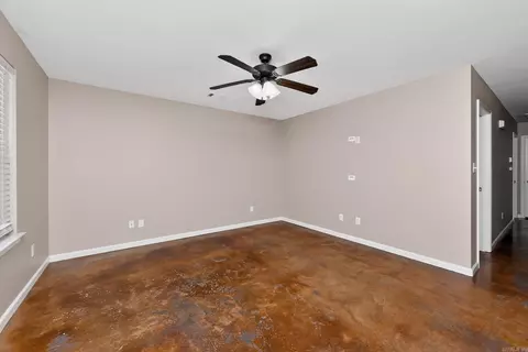 Living - 1296 Ridge Rd, Benton, AR 72015 photo 1 of 4
